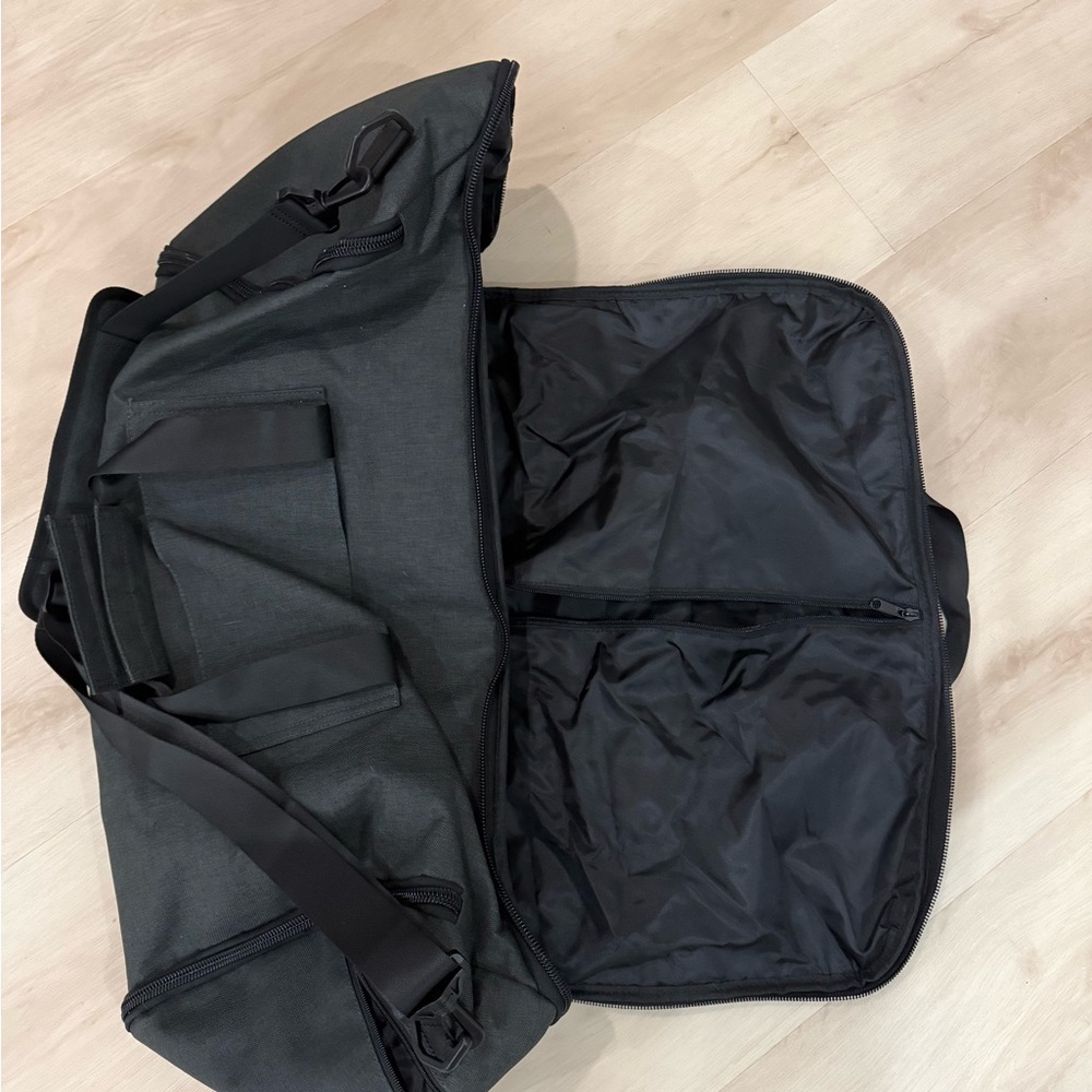 Halfday Garment Duffel in Shadow